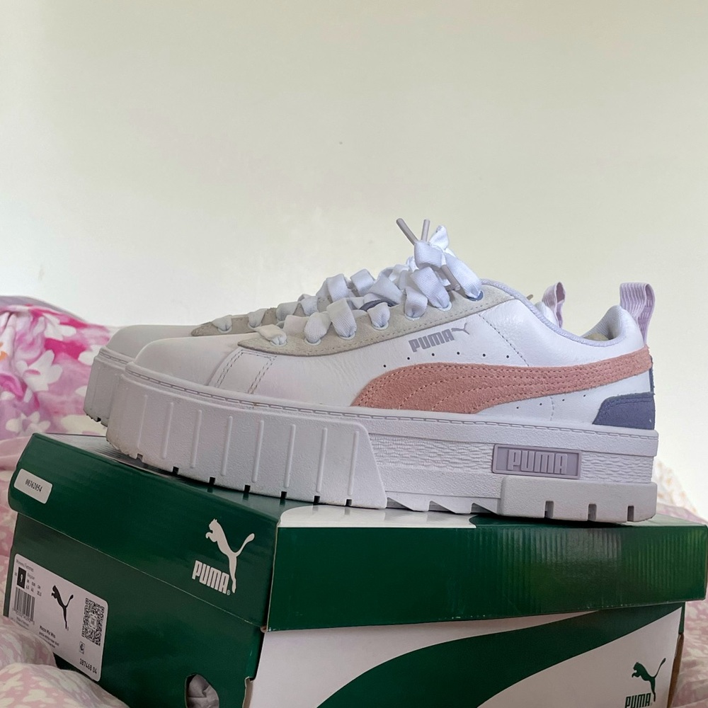 New PUMA women’s platform sneakers creeper styler
